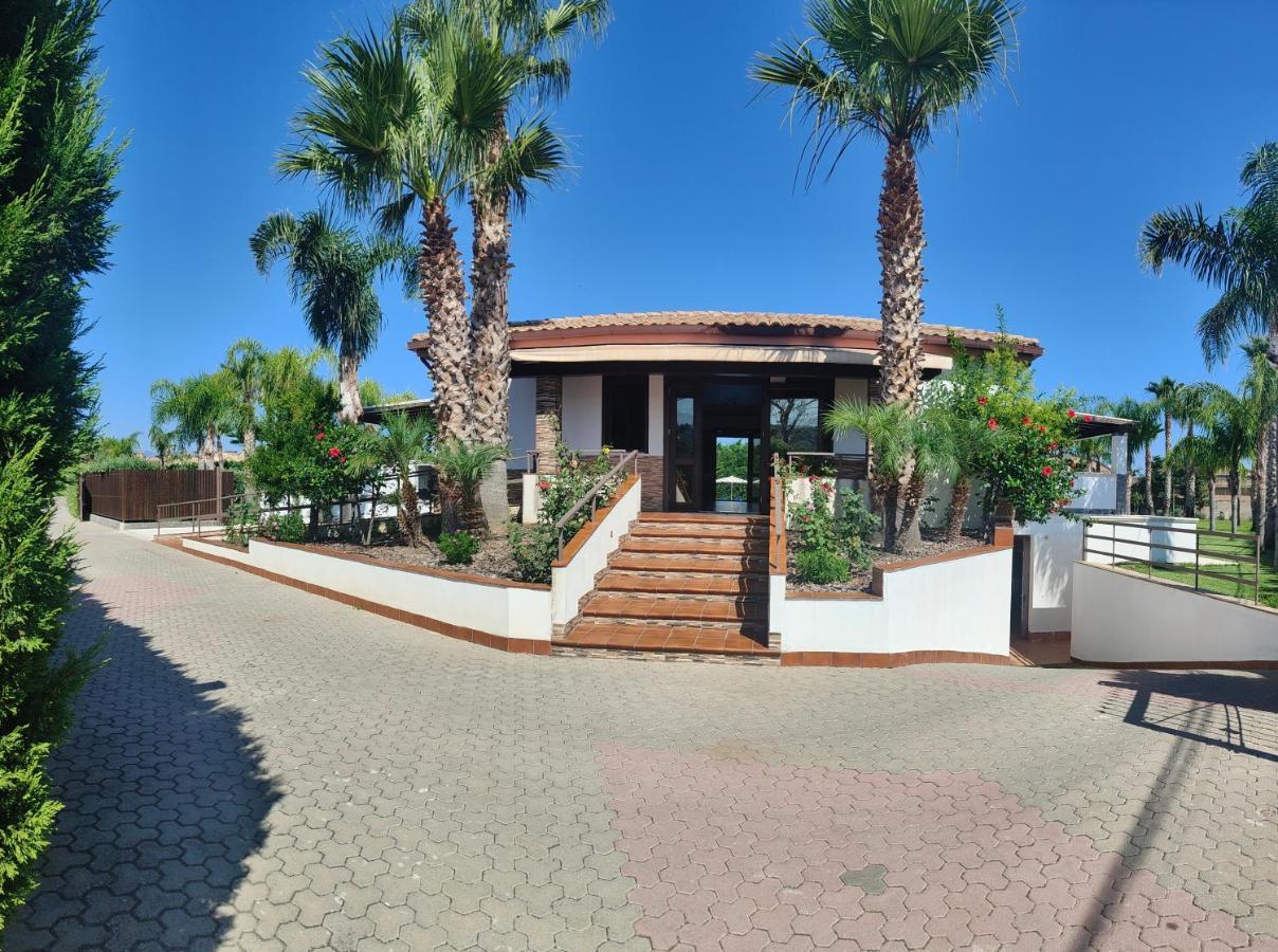 Residence Hydria Campofelice Di Roccella Exterior photo